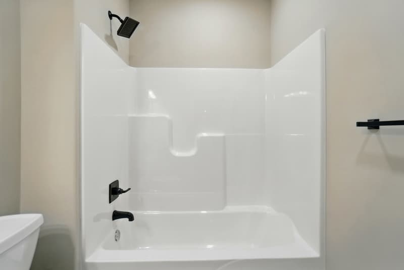 Letterbrick Run — Bathrooms photo 19