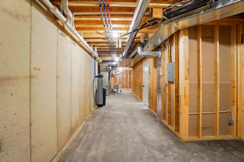 Letterbrick Run — Basement photo 26